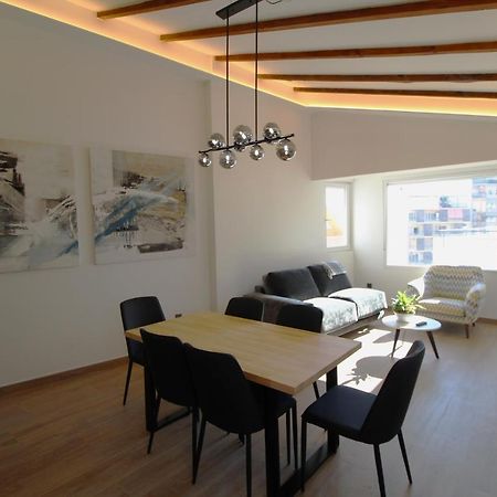 Atico Loft De Lujo Con Terraza Espectacular Y Vista A Los 2 Castillos Apartment อาลิกันเต ภายนอก รูปภาพ