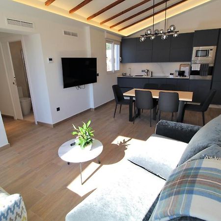 Atico Loft De Lujo Con Terraza Espectacular Y Vista A Los 2 Castillos Apartment อาลิกันเต ภายนอก รูปภาพ