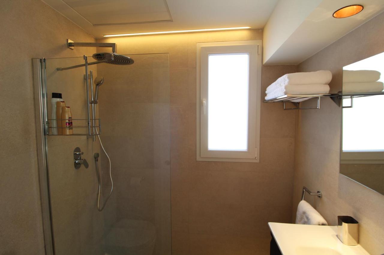 Atico Loft De Lujo Con Terraza Espectacular Y Vista A Los 2 Castillos Apartment อาลิกันเต ภายนอก รูปภาพ